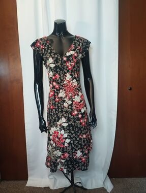 BCBG Max Azria Y2K Dark Floral Babydoll Midi Dress Small Fitted Asian Whimsigoth